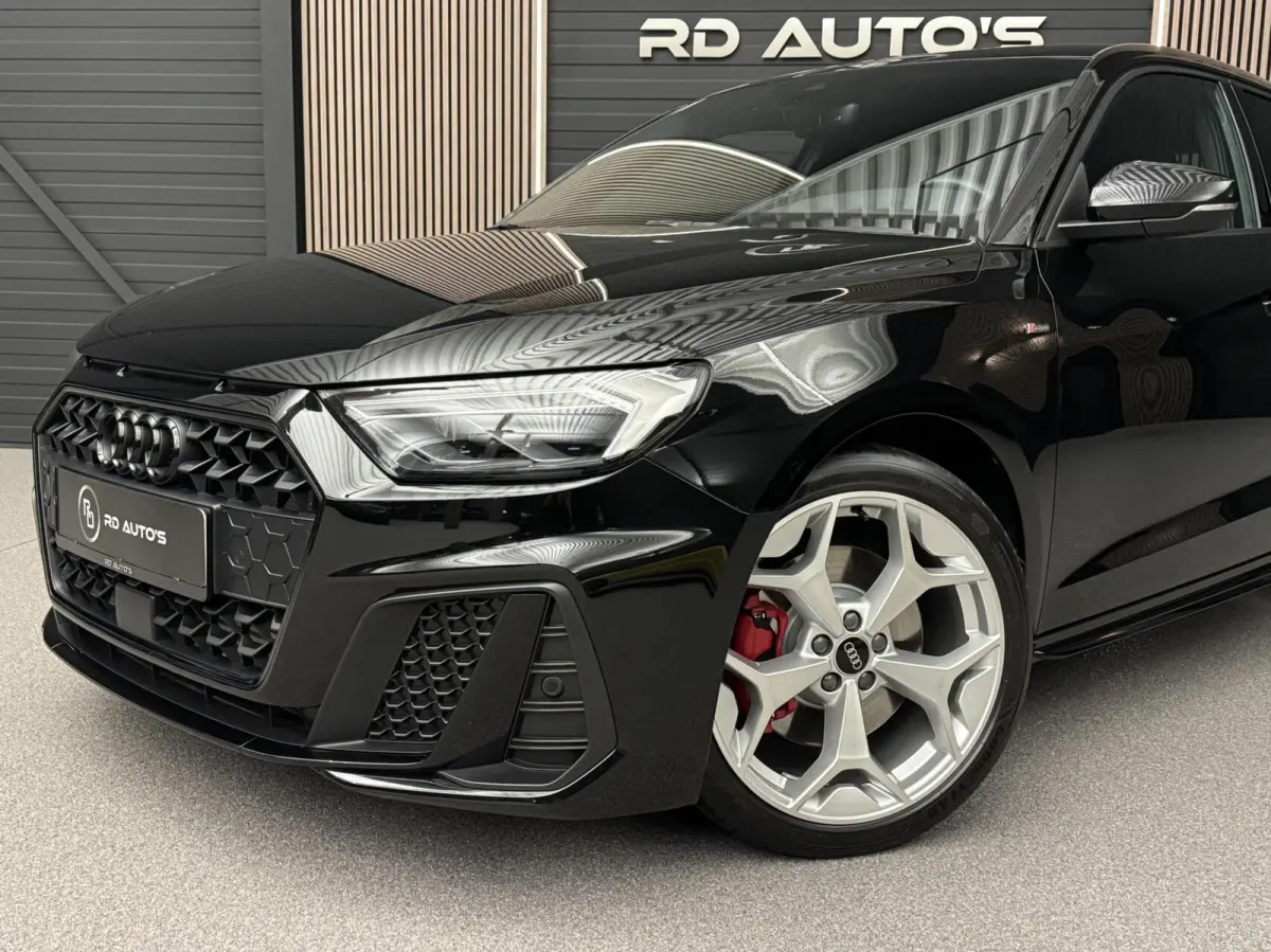 40 TFSI/ S-line/ Sfeerverlichting/ SONOS/ Cruise/ Carplay