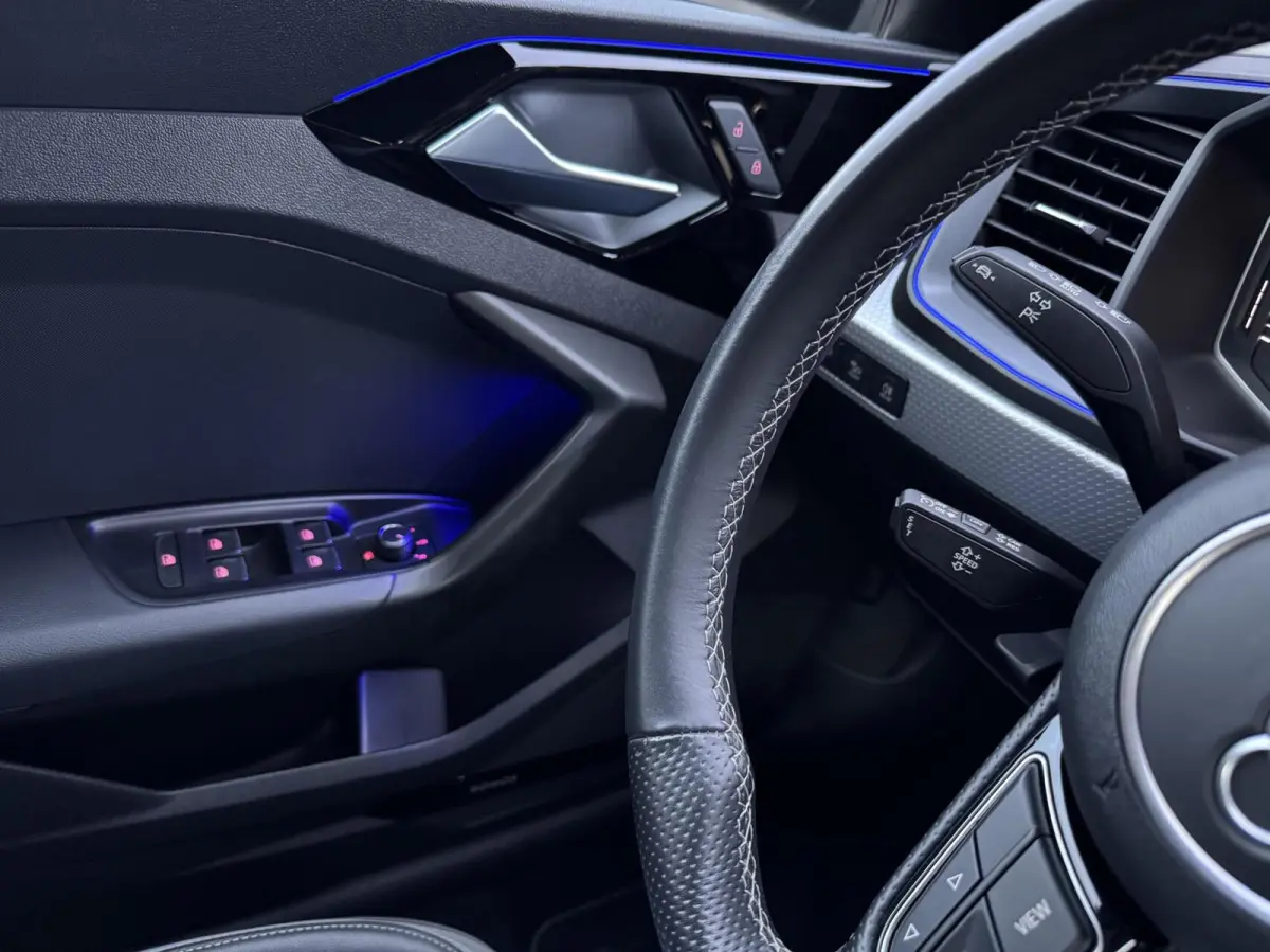 40 TFSI/ S-line/ Sfeerverlichting/ SONOS/ Cruise/ Carplay