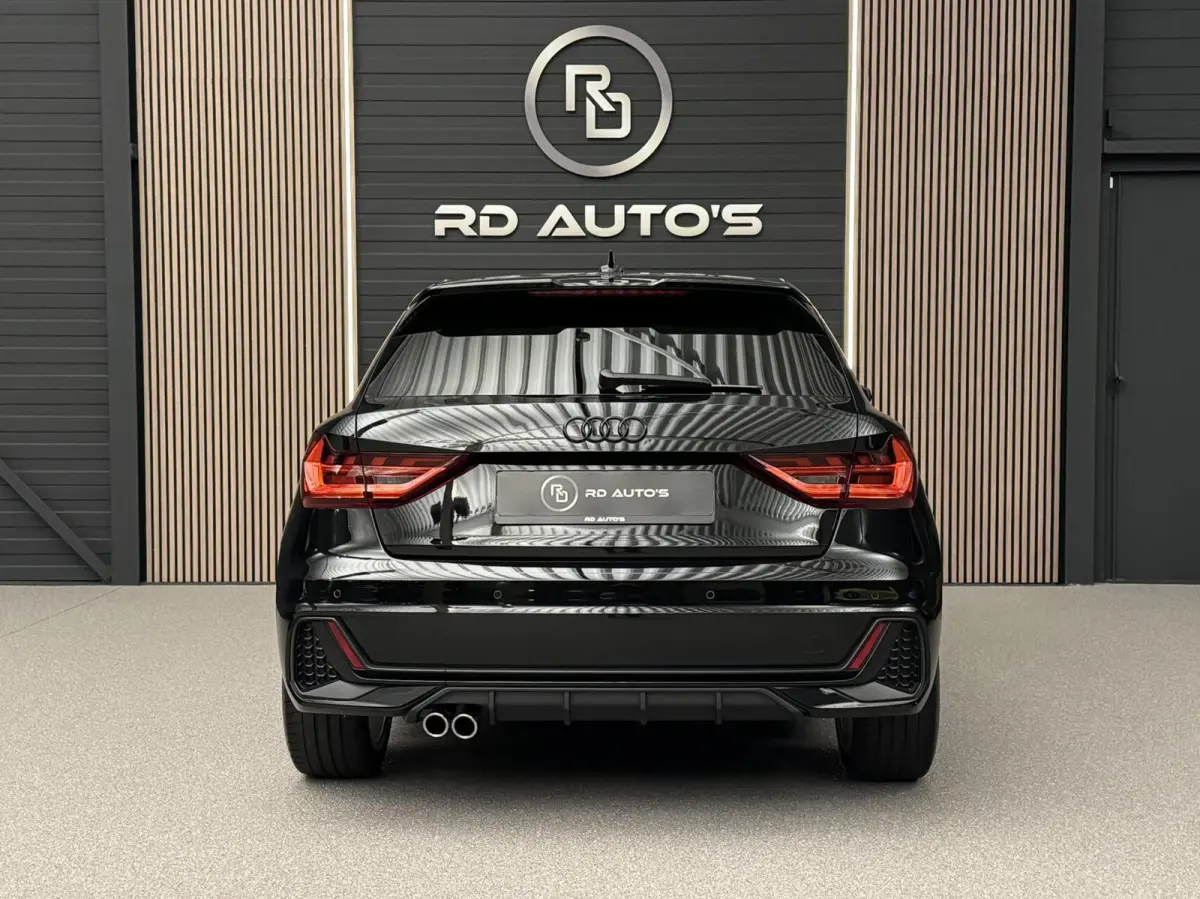 40 TFSI/ S-line/ Sfeerverlichting/ SONOS/ Cruise/ Carplay