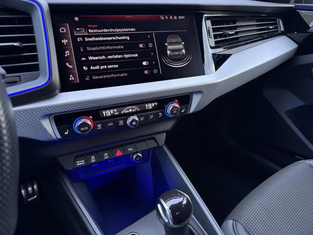 40 TFSI/ S-line/ Sfeerverlichting/ SONOS/ Cruise/ Carplay