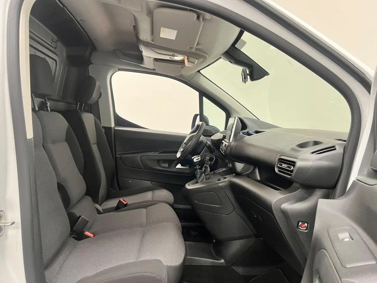 1.5 BlueHDI Premium Navigatie Apple CarPlay Android Auto Camera Parkeerhulp achter Cruise Control Airco