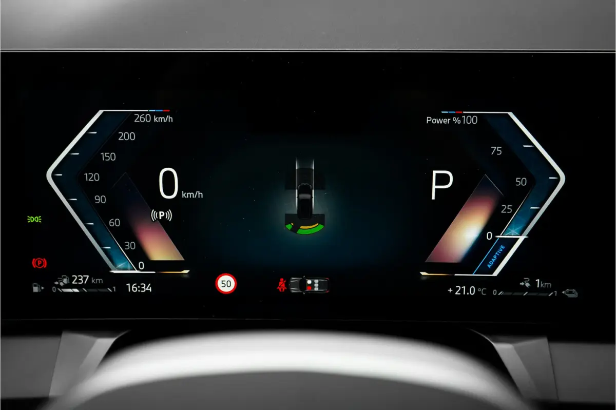 30e xDrive M-Sport 360° Pano H/K Driving Assist Plus HUD