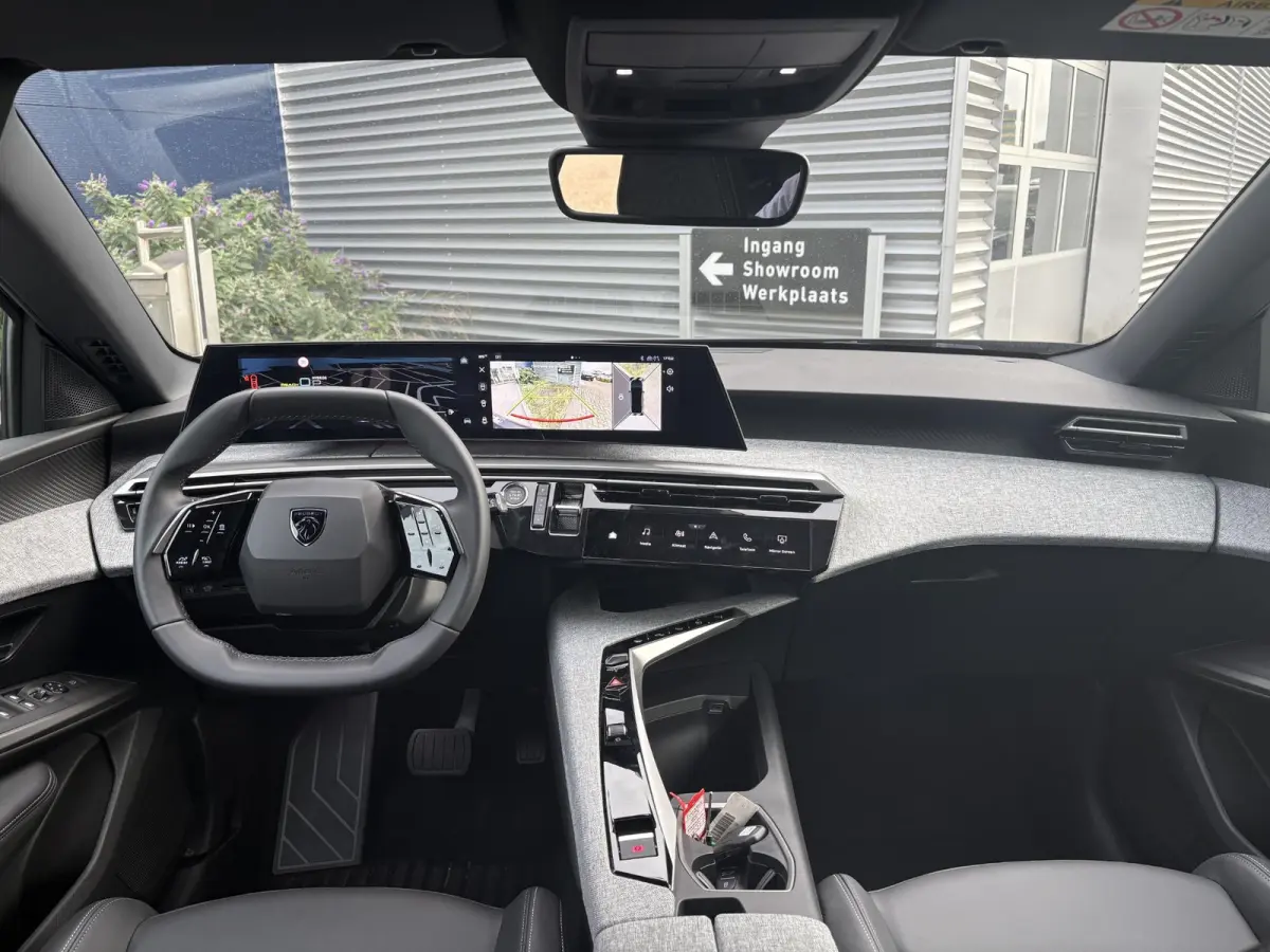 1.6 plug-in Hybrid 195 Allure