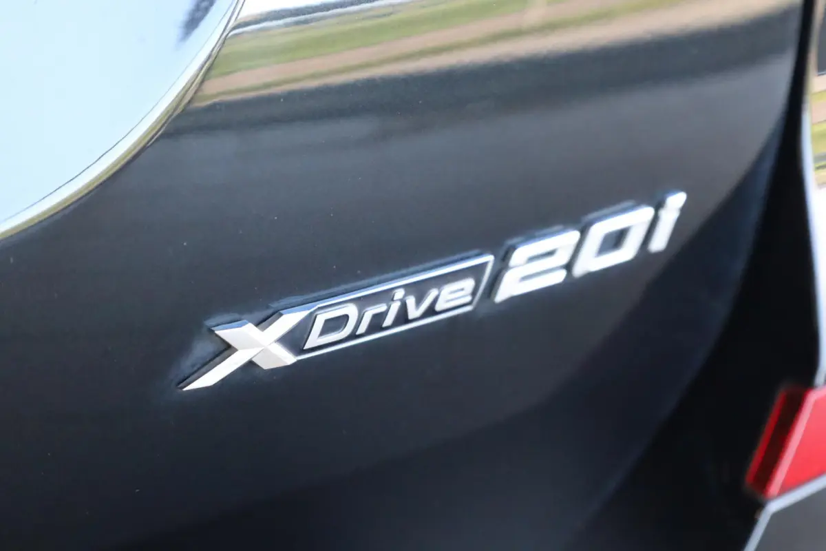 xDrive20i High Executive | Comfort Access | verwarmde voorstoelen | Head-Up Display | Glazen panoramadak | Trekhaak |