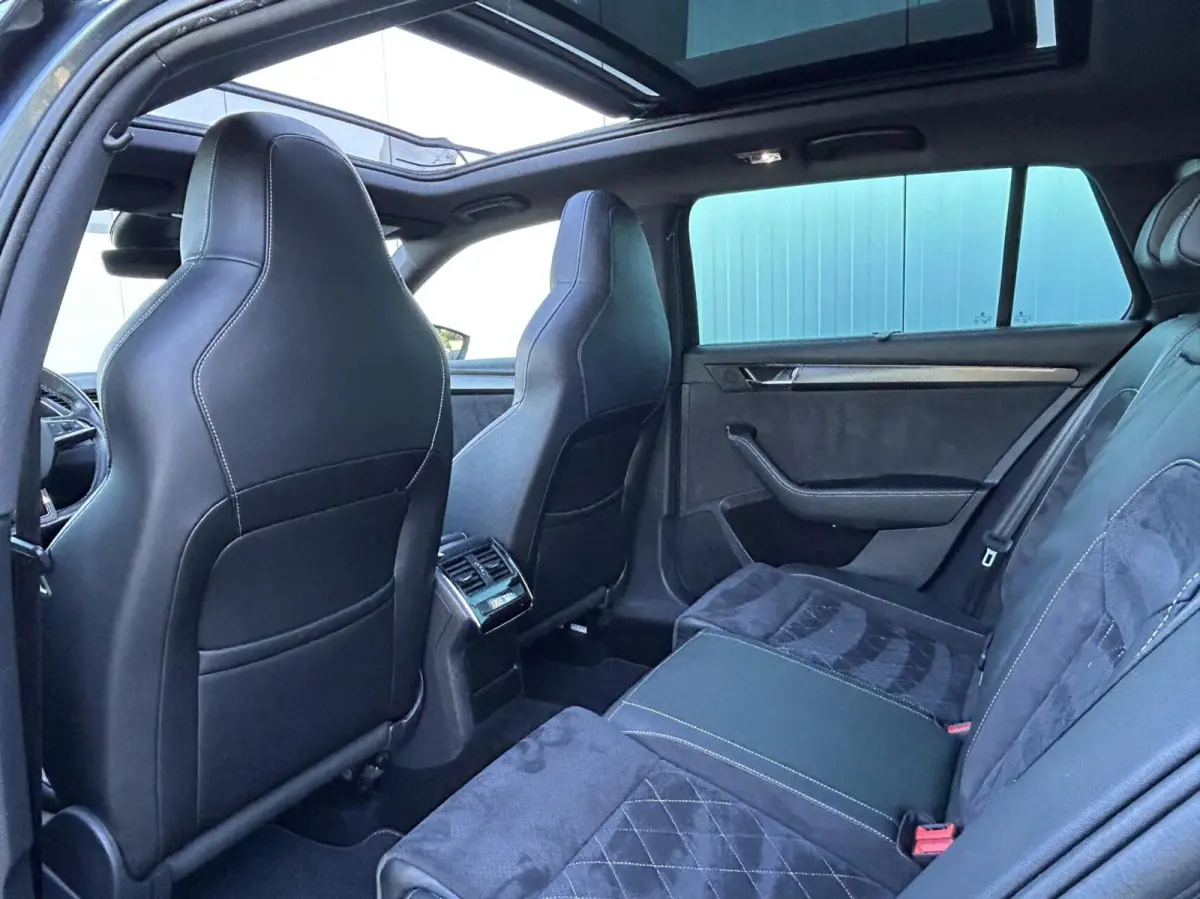 1.4 TSI iV Sportline Business SOH 94% I PANO DAK I MEMORY KUIPSTOEL I DIGI DISPLAY I STOEL V.W.