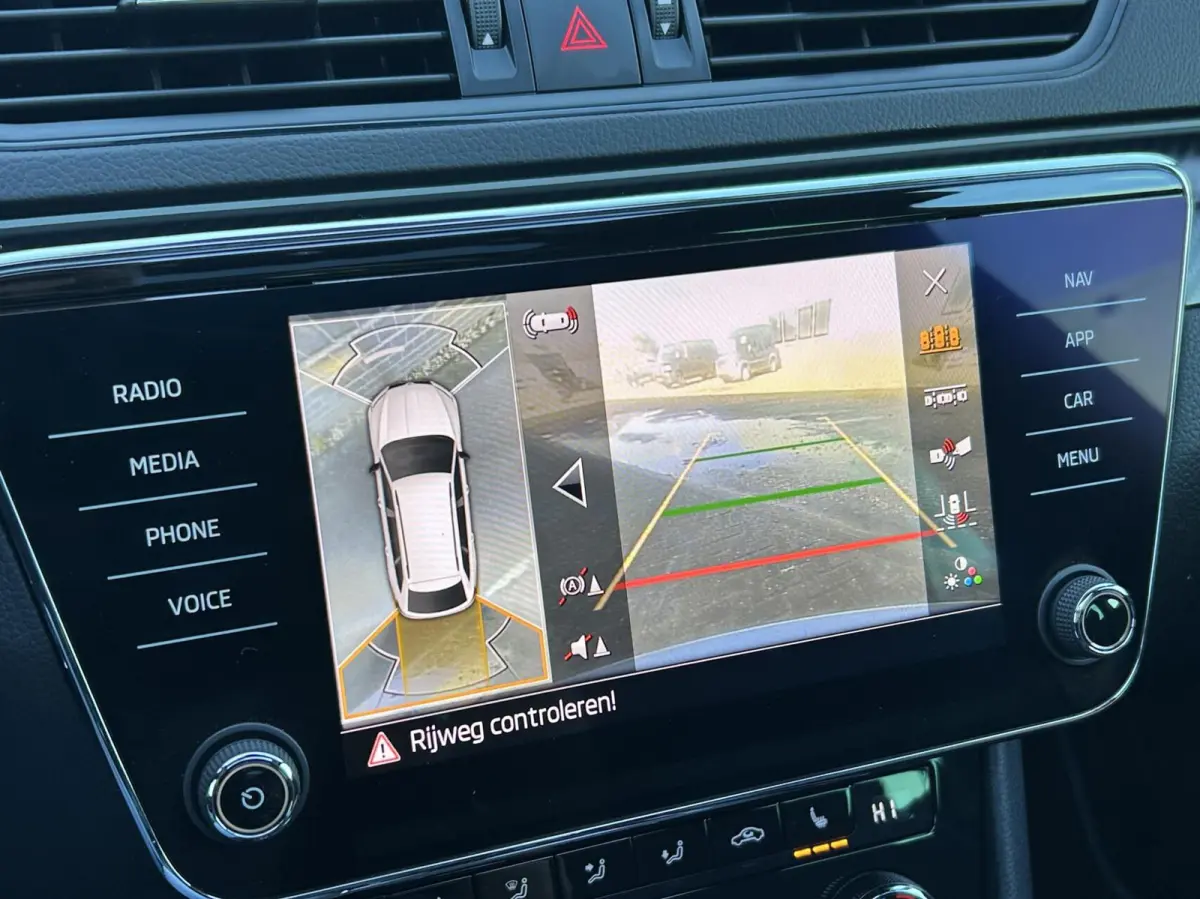 1.4 TSI iV Sportline Business SOH 94% I PANO DAK I MEMORY KUIPSTOEL I DIGI DISPLAY I STOEL V.W.