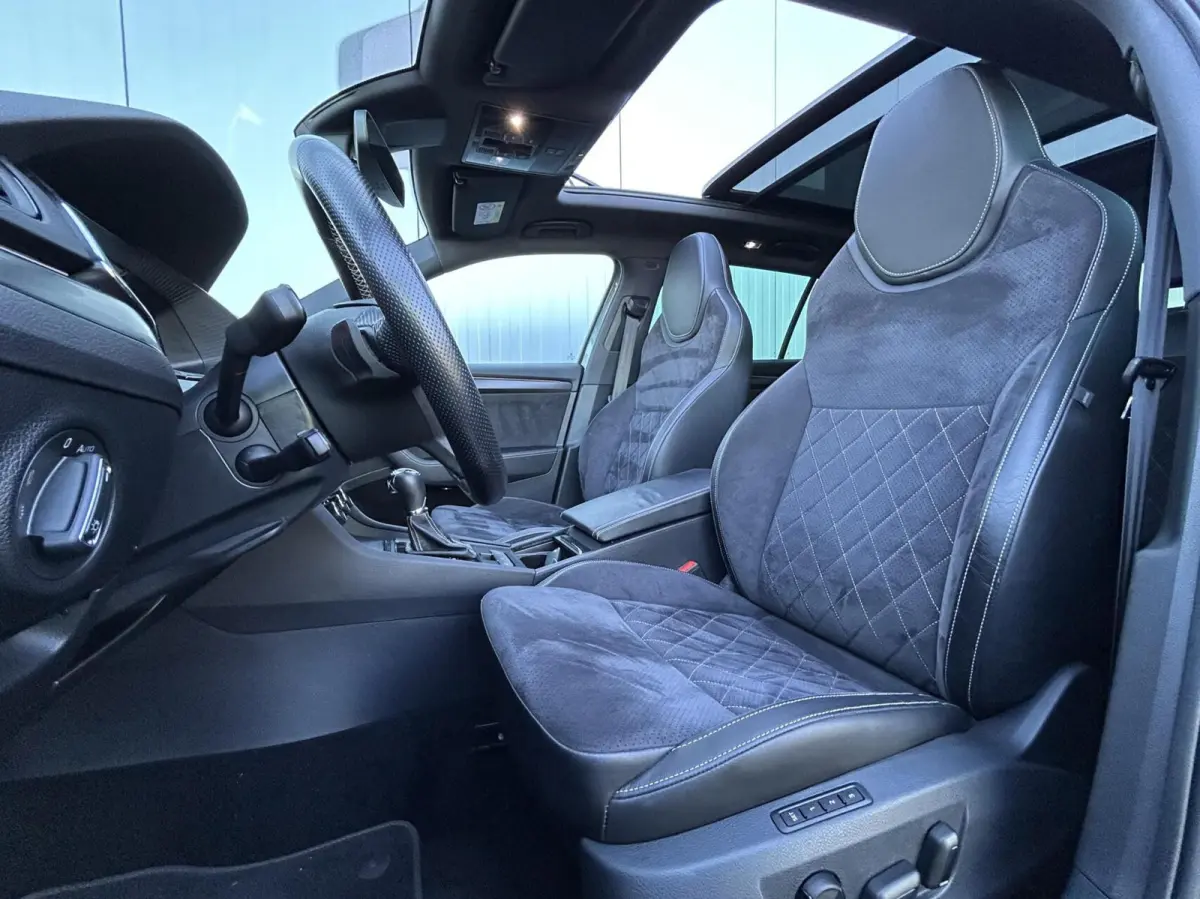 1.4 TSI iV Sportline Business SOH 94% I PANO DAK I MEMORY KUIPSTOEL I DIGI DISPLAY I STOEL V.W.