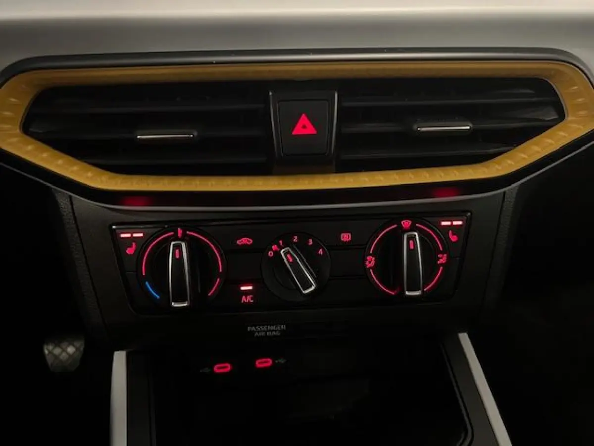 1.0 EcoTSI Style / NAVI / STOELVERW. /