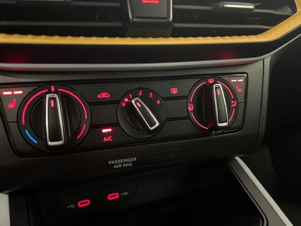 1.0 EcoTSI Style / NAVI / STOELVERW. /