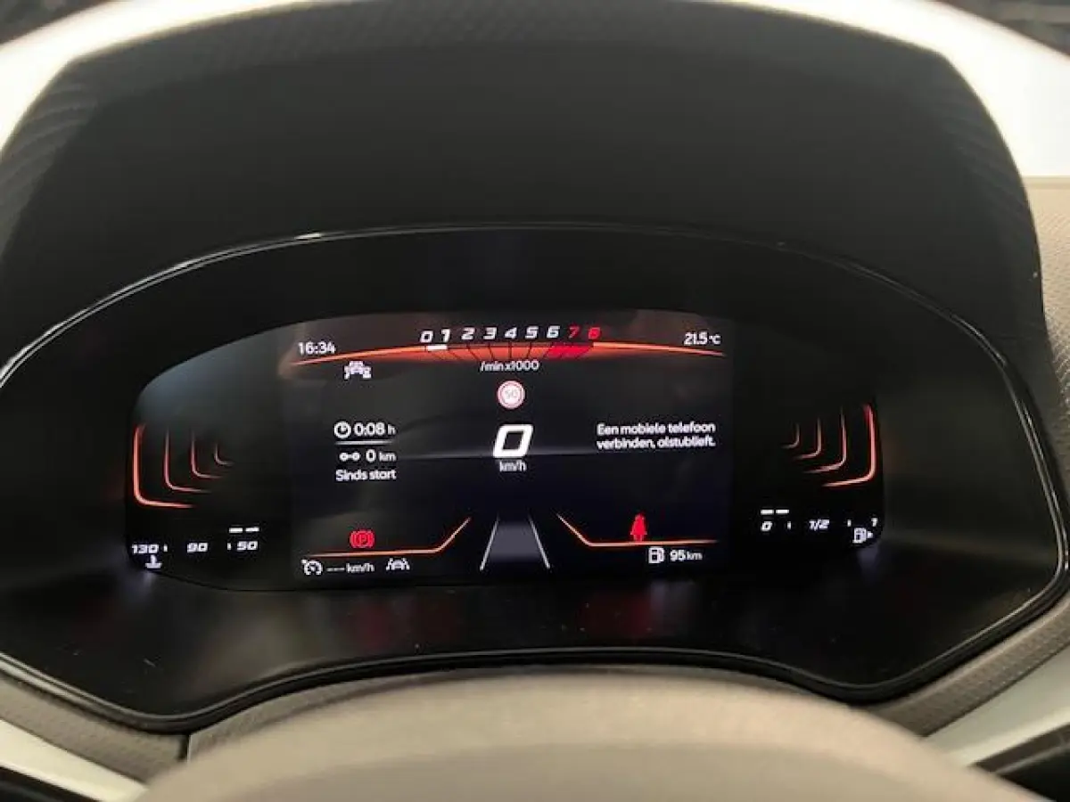 1.0 EcoTSI Style / NAVI / STOELVERW. /
