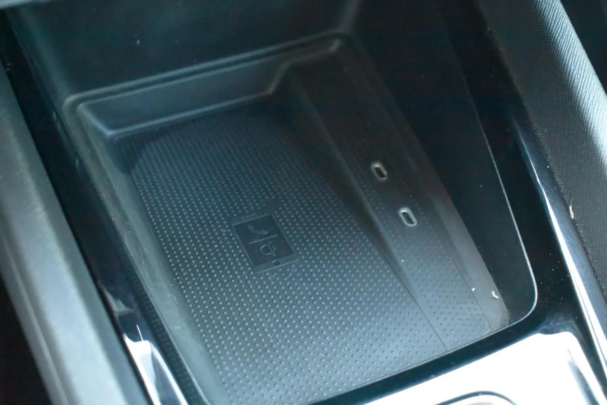 1.4 TSI iV PHEV Business Ed. | Head-UP | Black Pack |