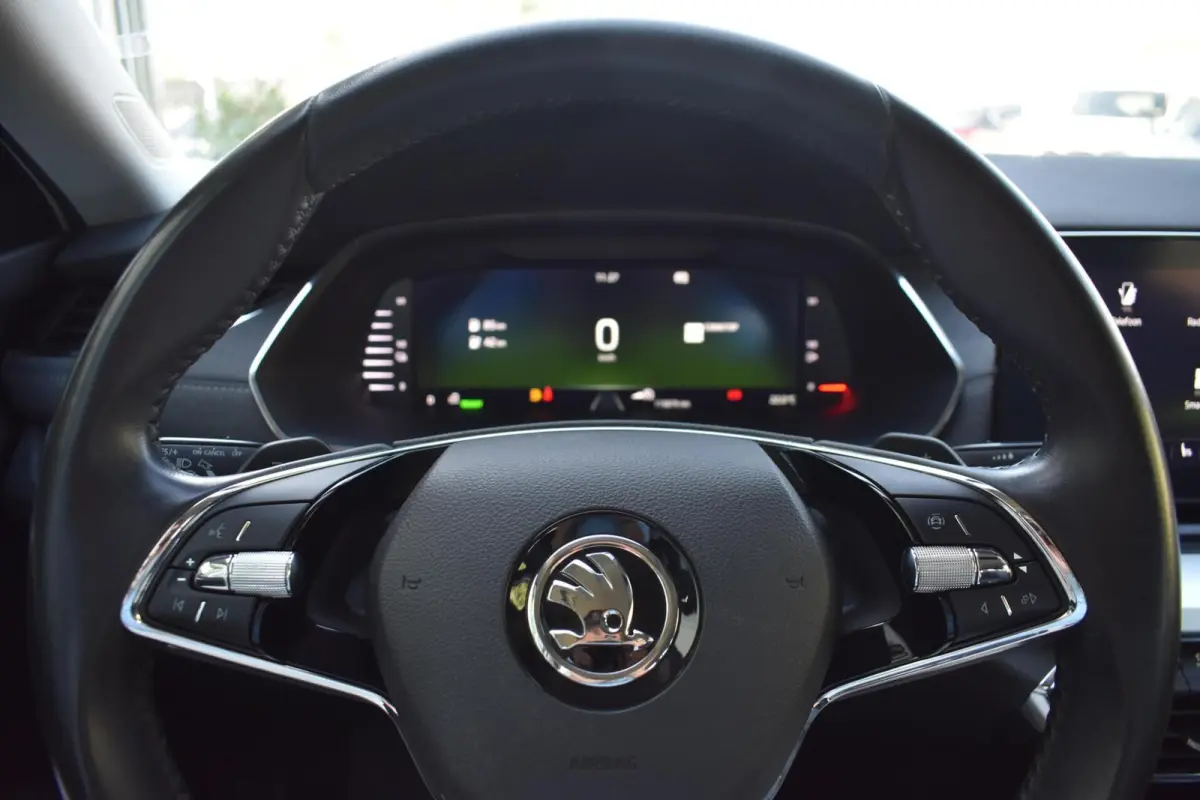 1.4 TSI iV PHEV Business Ed. | Head-UP | Black Pack |