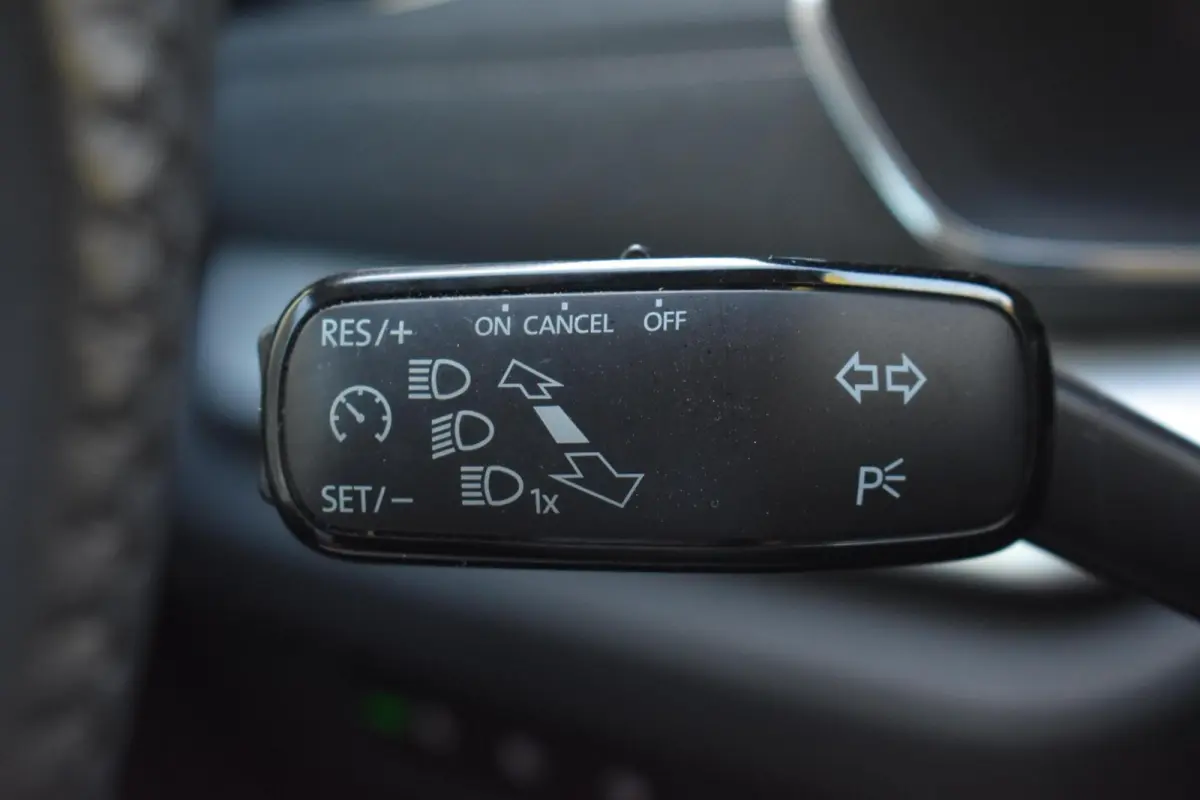 1.4 TSI iV PHEV Business Ed. | Head-UP | Black Pack |