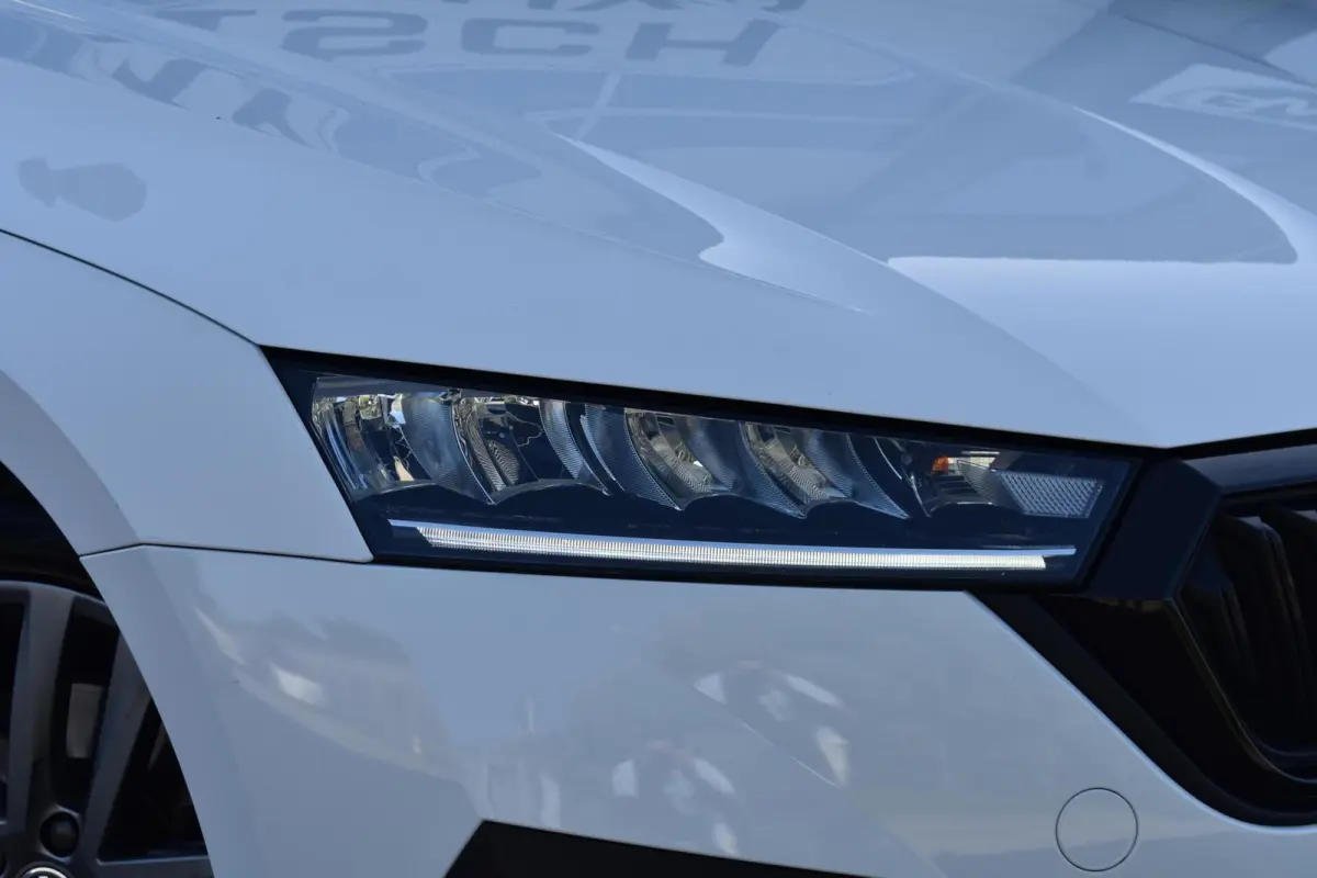 1.4 TSI iV PHEV Business Ed. | Head-UP | Black Pack |