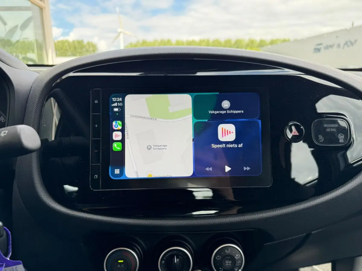 1.0 VVT-i Automaat Play