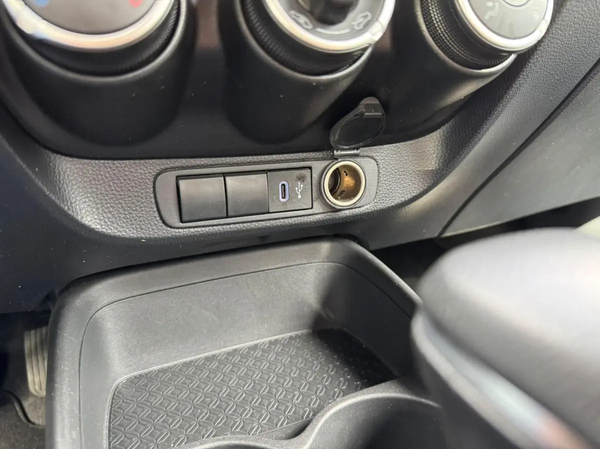 1.0 VVT-i Automaat Play
