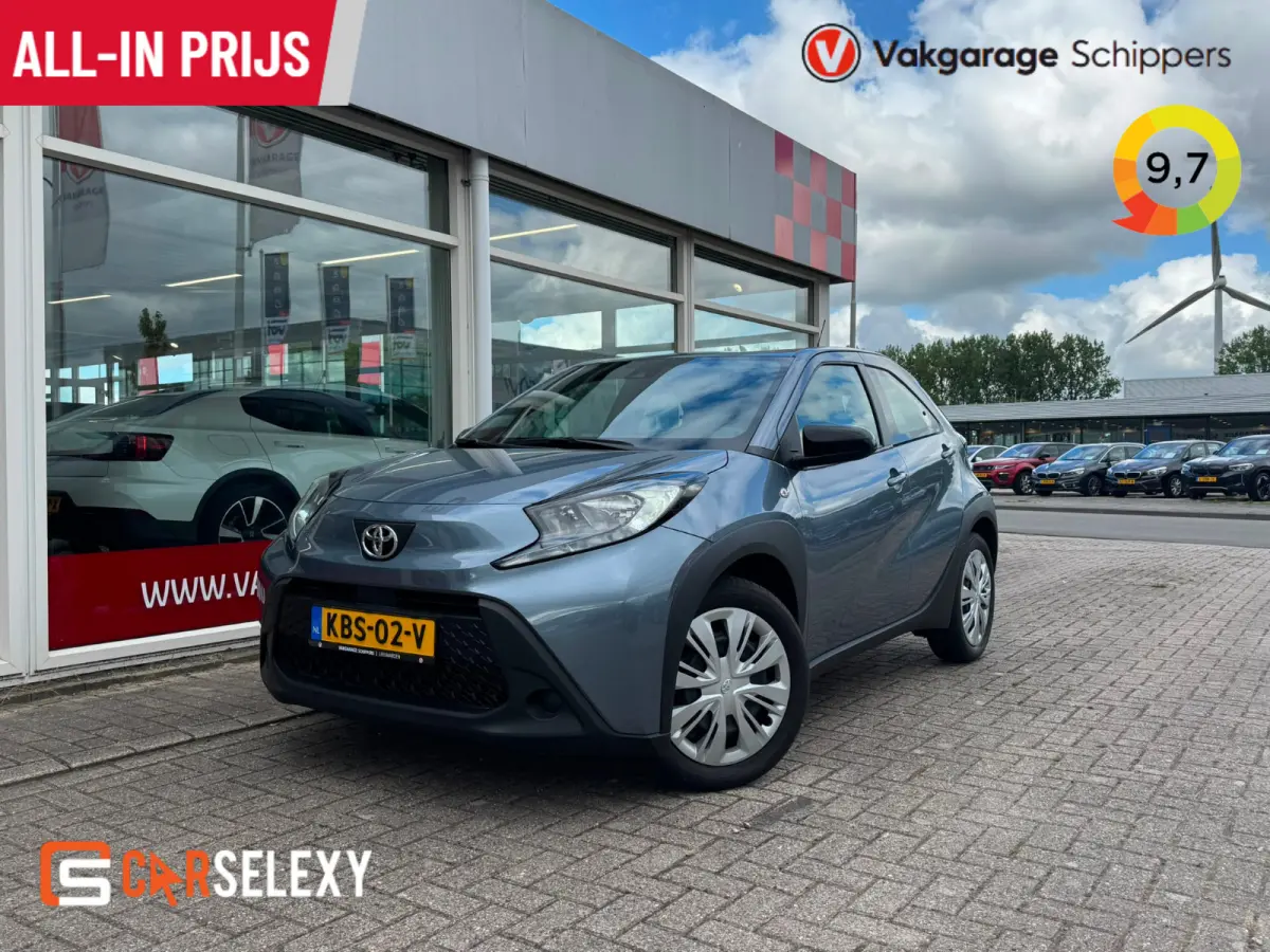 1.0 VVT-i Automaat Play