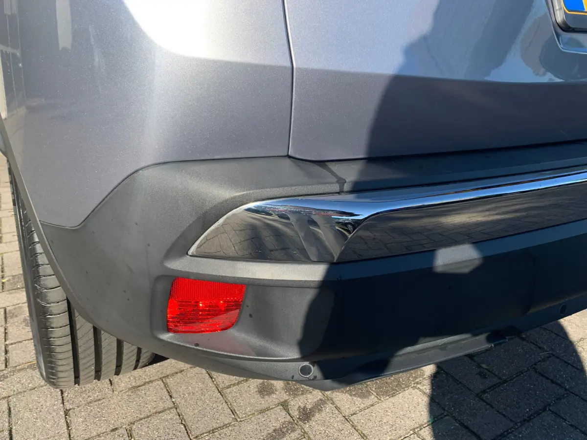 1.6 HYbrid 225 Active Pack Business Airco | AppleCarPlay/ Android Auto | Camera | Cruise Control | DAB | LMV 18" | Navi | PDC Achter |