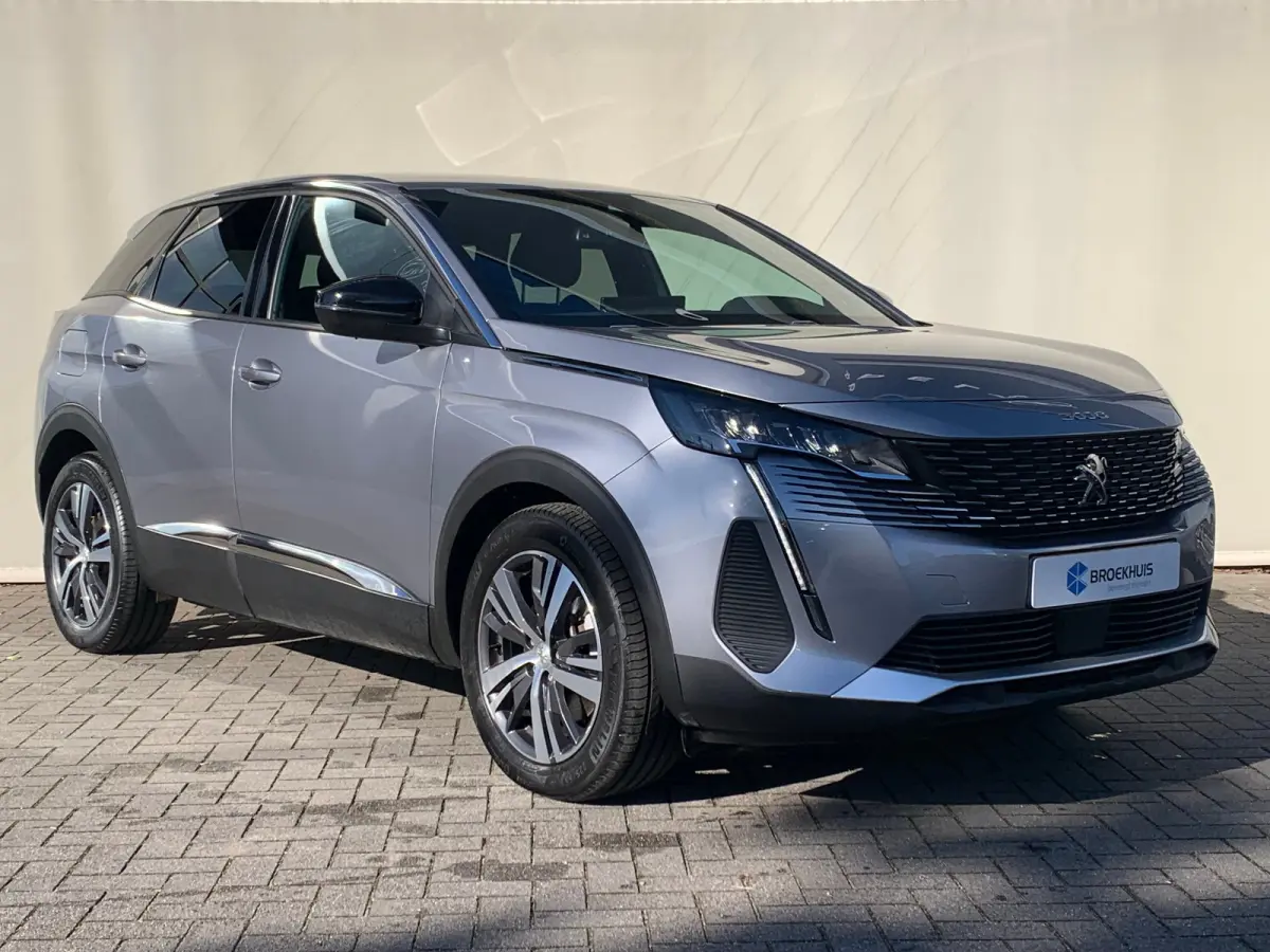 1.6 HYbrid 225 Active Pack Business Airco | AppleCarPlay/ Android Auto | Camera | Cruise Control | DAB | LMV 18" | Navi | PDC Achter |