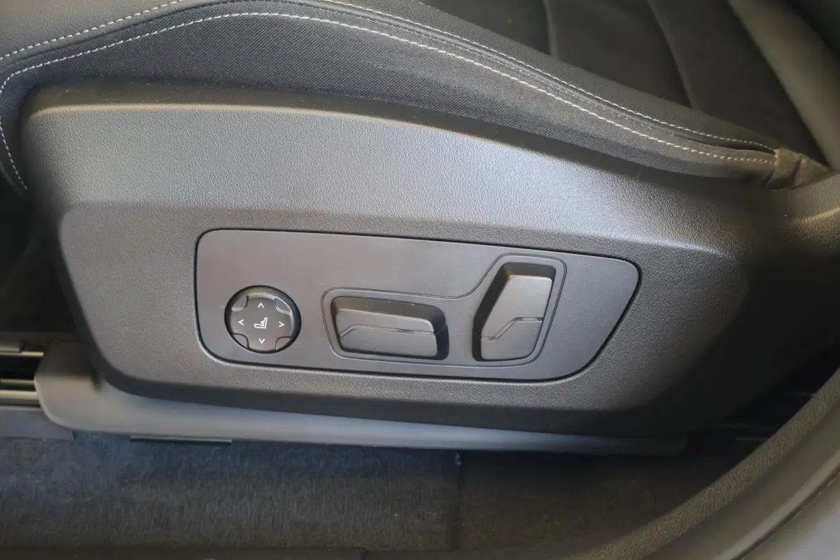 xDrive25e | SOH 100% | M sport pro | Panoramadak | Drive Assistant plus | Harman Kardon