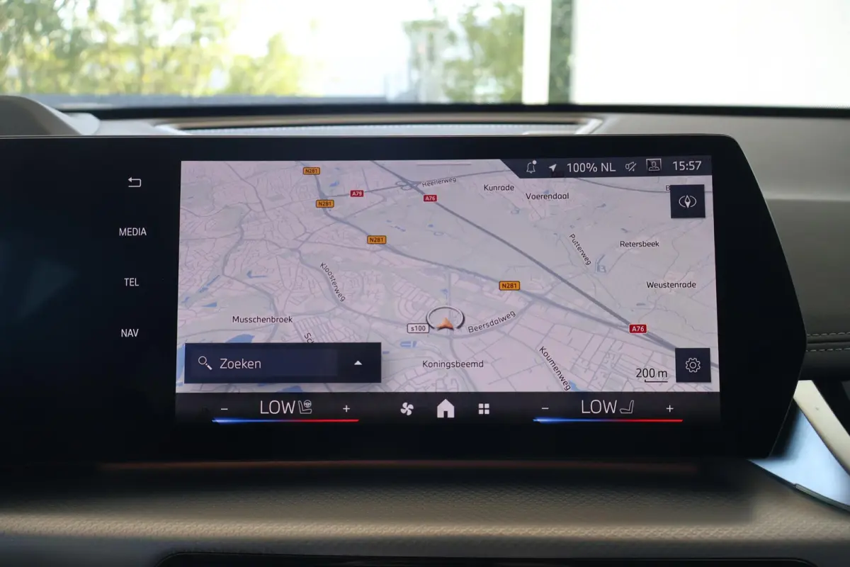 xDrive25e | SOH 100% | M sport pro | Panoramadak | Drive Assistant plus | Harman Kardon