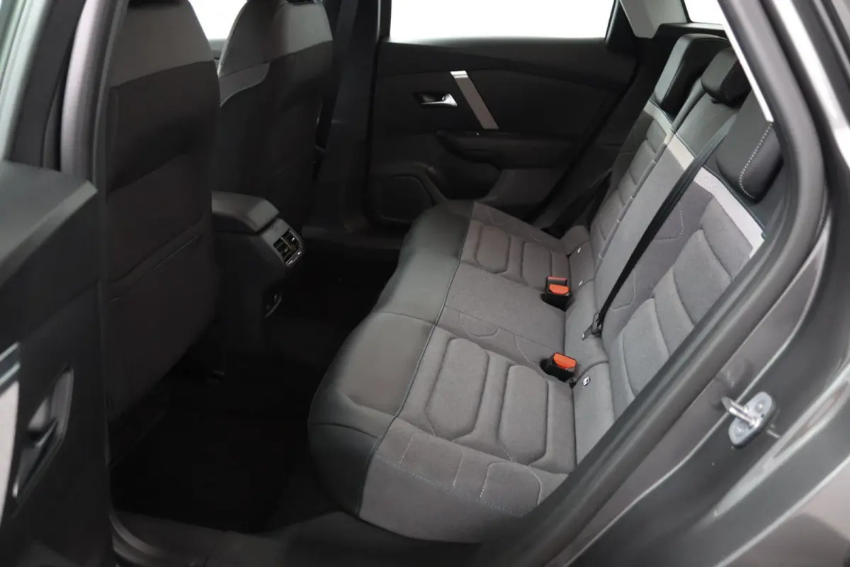 You 50 kWh | Camera | Climate Control |
