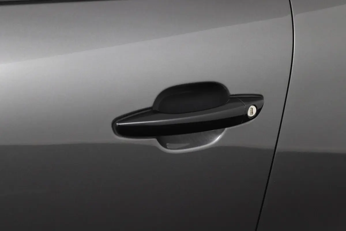 You 50 kWh | Camera | Climate Control |