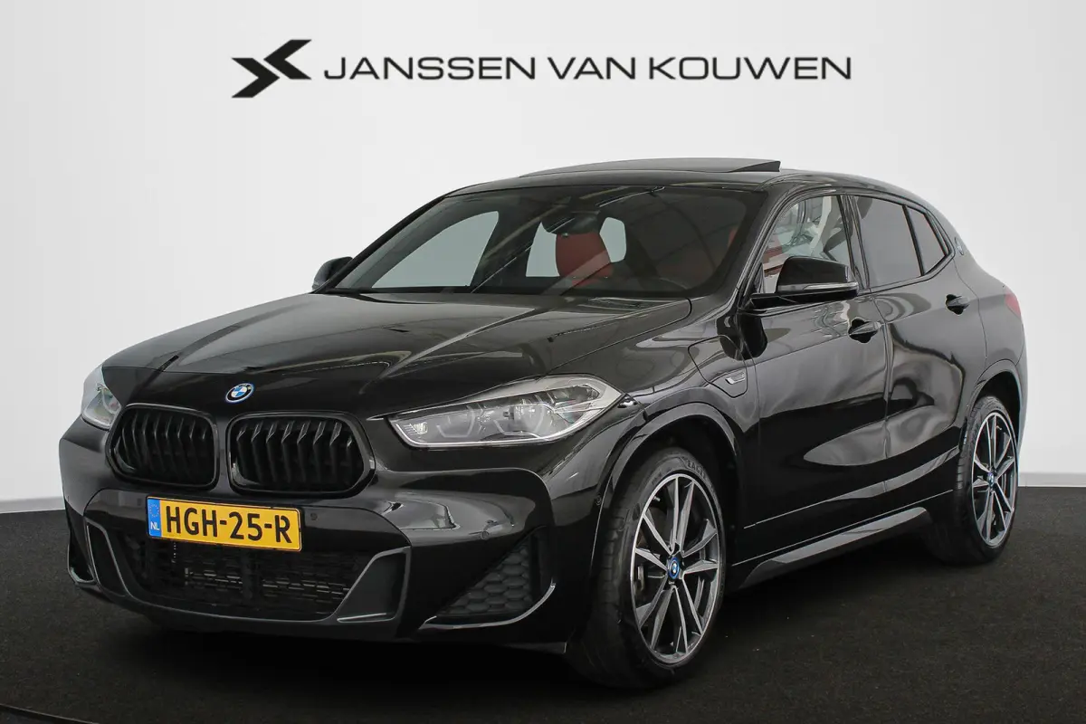 xDrive25e High Executive M Sport Panoramadak Keyless Rood Leder