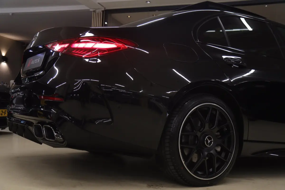 300 E AMG Line PANO/CARPLAY/SFEERV/CAMERA/BOMVOL