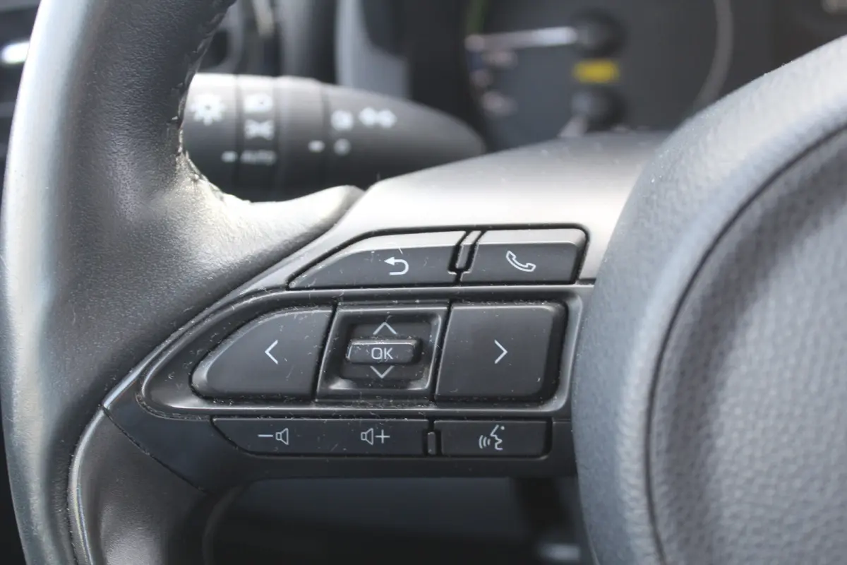 1.5 Exclusive-line l Adaptieve Cruise Contol l Lane Assist l BLIS l PDC l Parkeercamera l Stuur- en Stoelverwarming l Apple carplay/ Android auto l 16 inch