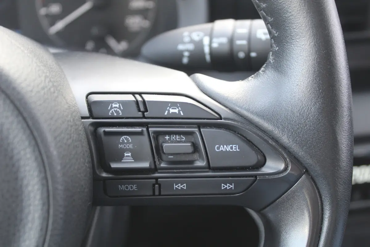 1.5 Exclusive-line l Adaptieve Cruise Contol l Lane Assist l BLIS l PDC l Parkeercamera l Stuur- en Stoelverwarming l Apple carplay/ Android auto l 16 inch