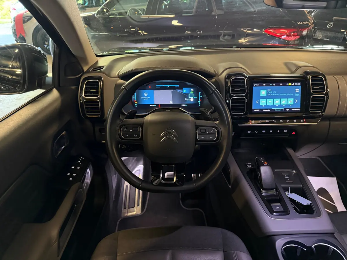 1.6 Plug-in Hybrid 225 Business Plus