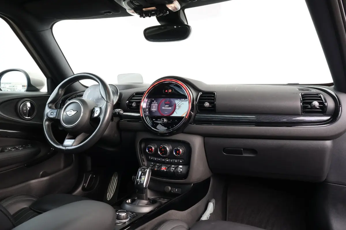 2.0 Cooper S John Cooper Works | Stuur & Stoel Verwarming | Panorama Dak | Visibility Package | Comforttoegang | Elektr. Stoelen | Yours Leder | Head-Up |