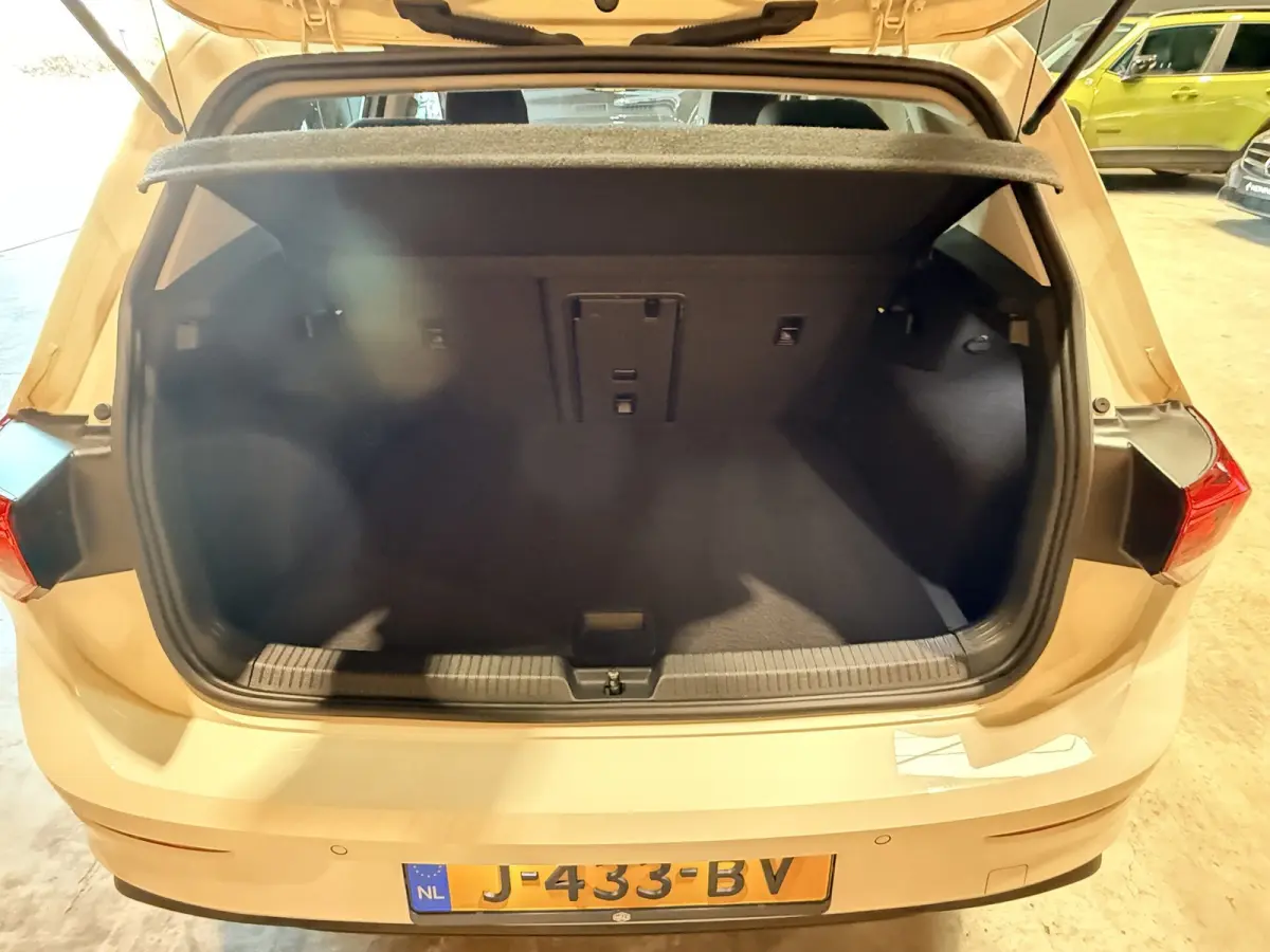 1.5 TSI Life Navi. Apple-carplay. PDC. Adaptive-cruise, 82500 KM met NAP