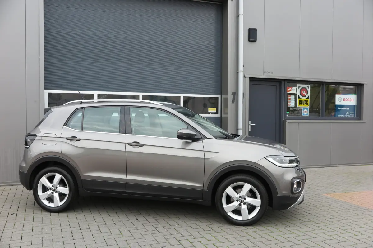 1.0 TSI 110pk DSG Style, Led, Virtual Cockpit, Navigatie, Stoelverwarming, DAB+ ,Carplay ,etc .