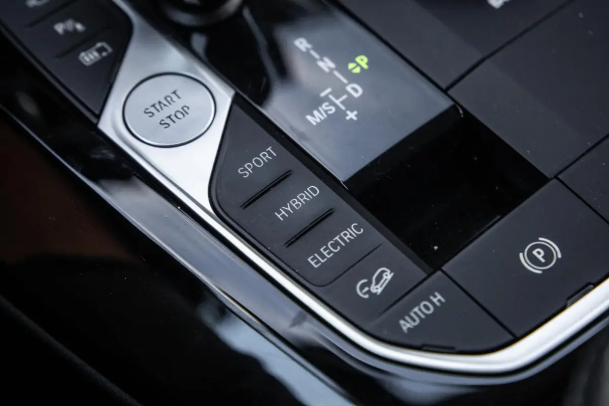 xDrive30e High Executive CARPLAY / 360 CAMERA / STOELVERWARMING / PERFECT ONDERHOUDEN