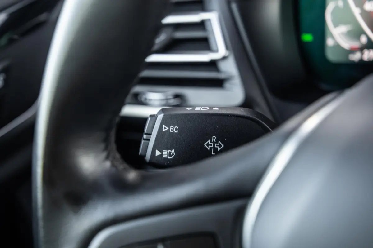 xDrive30e High Executive CARPLAY / 360 CAMERA / STOELVERWARMING / PERFECT ONDERHOUDEN