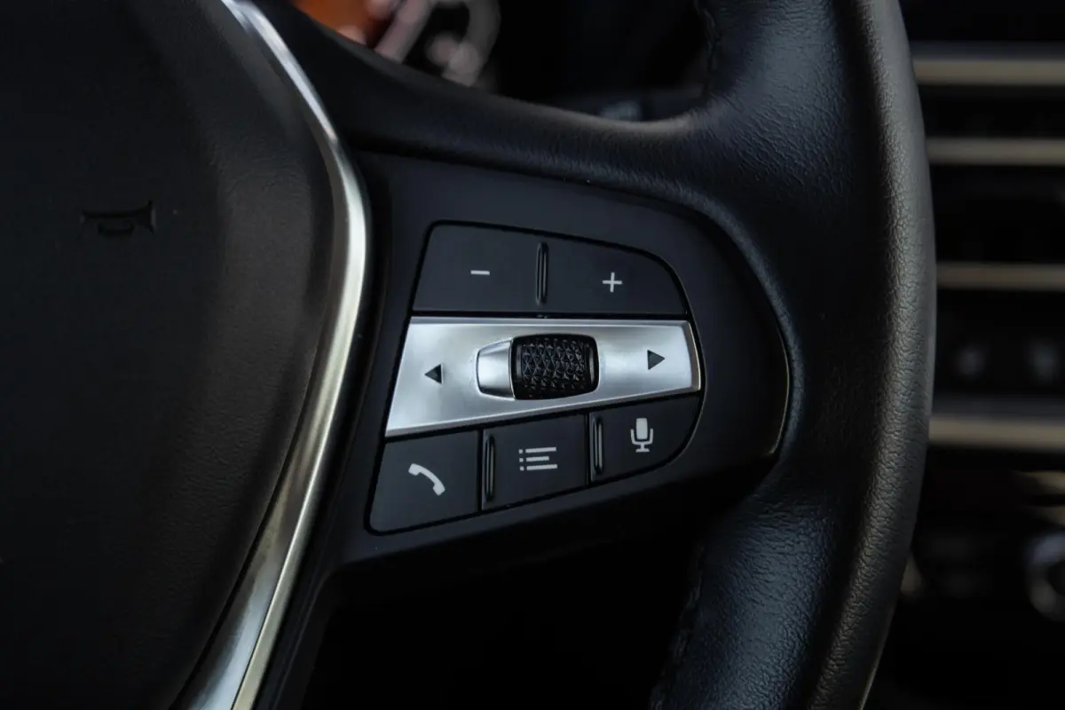 xDrive30e High Executive CARPLAY / 360 CAMERA / STOELVERWARMING / PERFECT ONDERHOUDEN