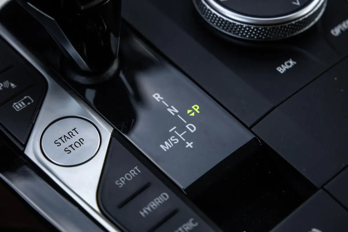 xDrive30e High Executive CARPLAY / 360 CAMERA / STOELVERWARMING / PERFECT ONDERHOUDEN