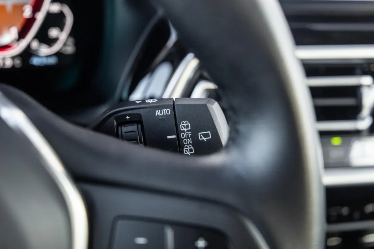 xDrive30e High Executive CARPLAY / 360 CAMERA / STOELVERWARMING / PERFECT ONDERHOUDEN