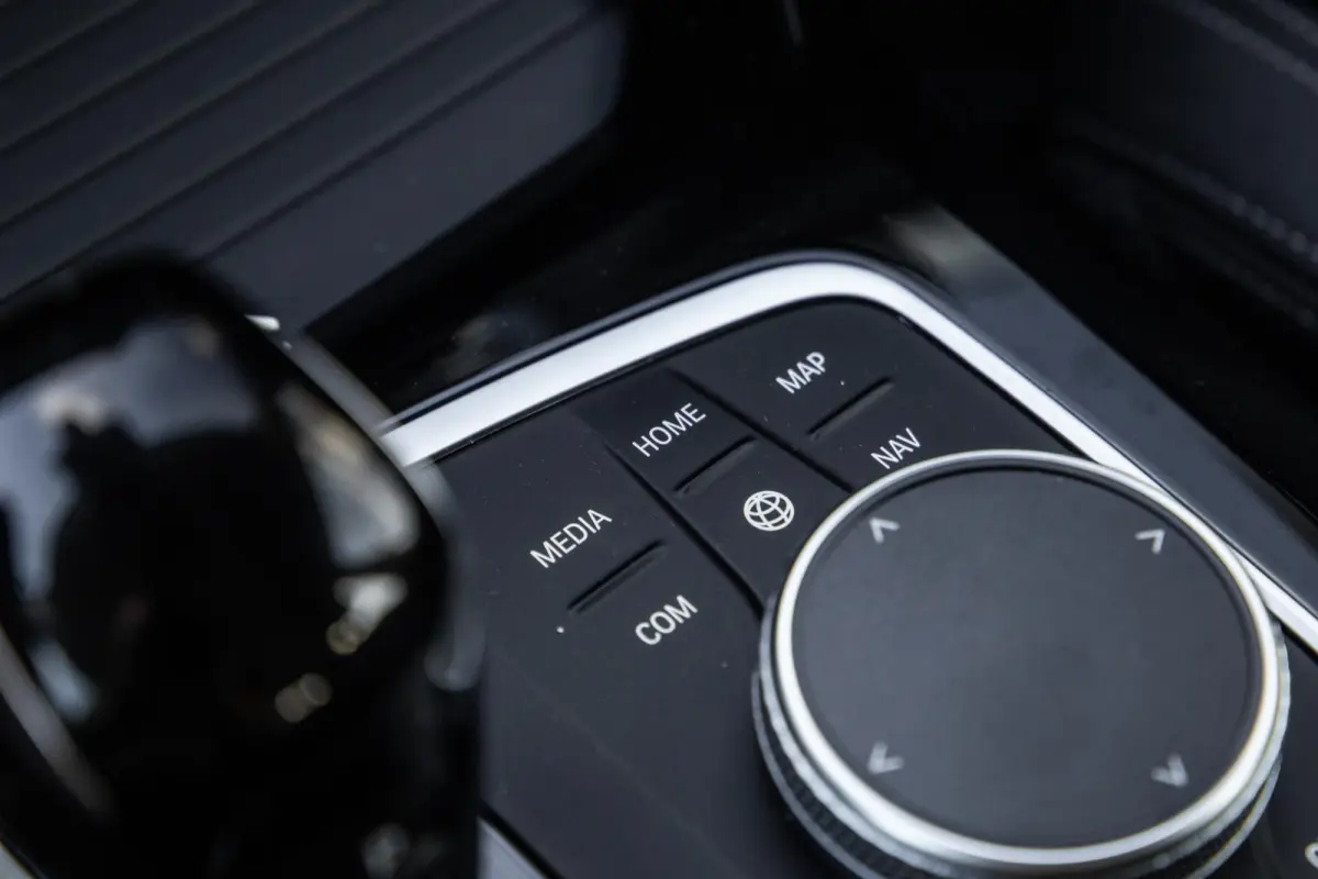 xDrive30e High Executive CARPLAY / 360 CAMERA / STOELVERWARMING / PERFECT ONDERHOUDEN