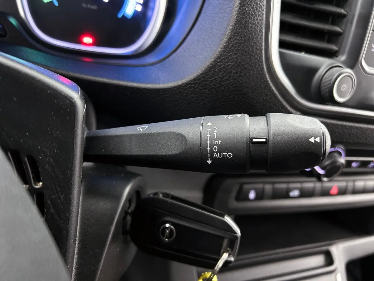 L3H1 Edition 75 kWh Automaat Airco Navigatie Cruise Control