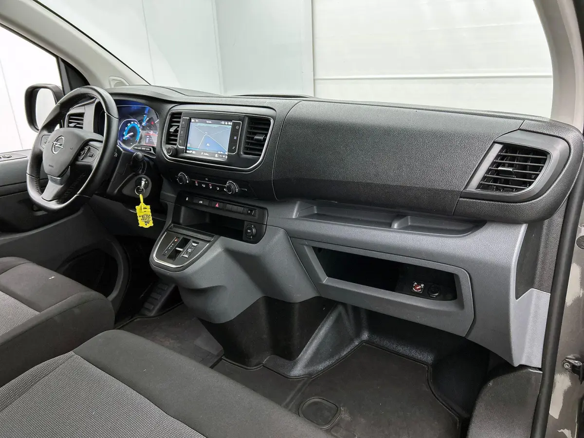 L3H1 Edition 75 kWh Automaat Airco Navigatie Cruise Control