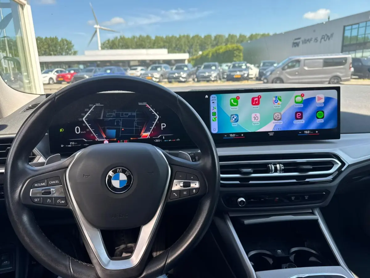 318i|Curvedscreen|Automaat
