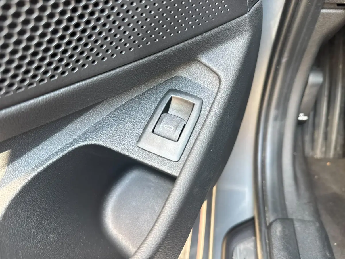 318i|Curvedscreen|Automaat