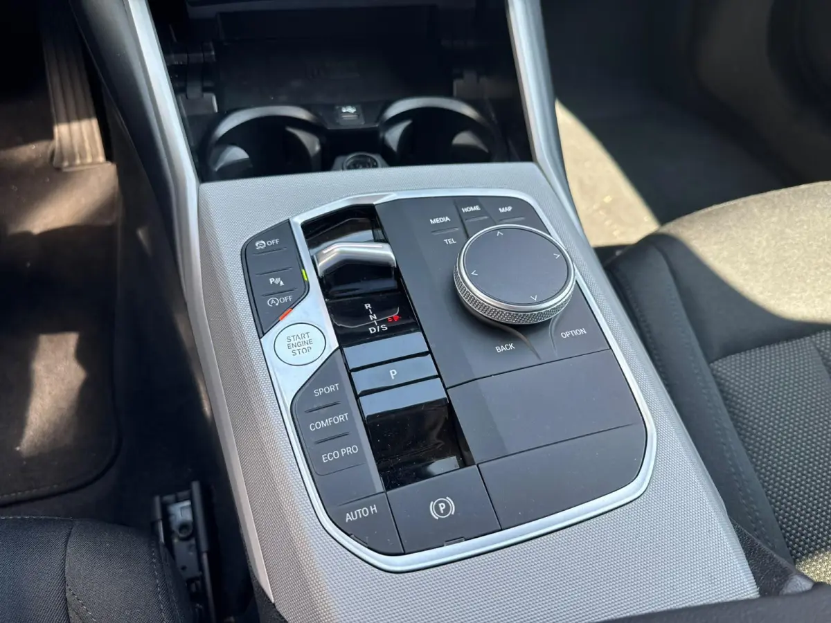 318i|Curvedscreen|Automaat