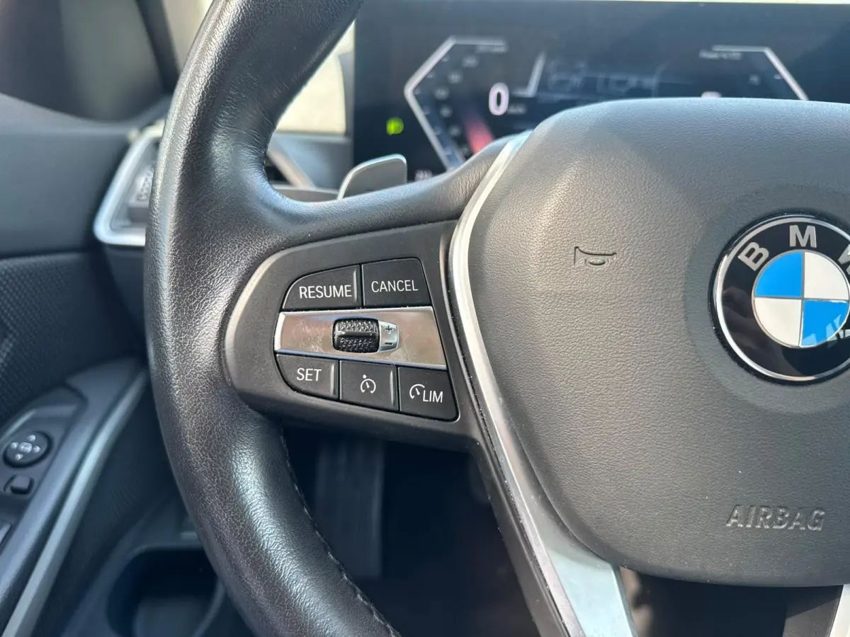 318i|Curvedscreen|Automaat