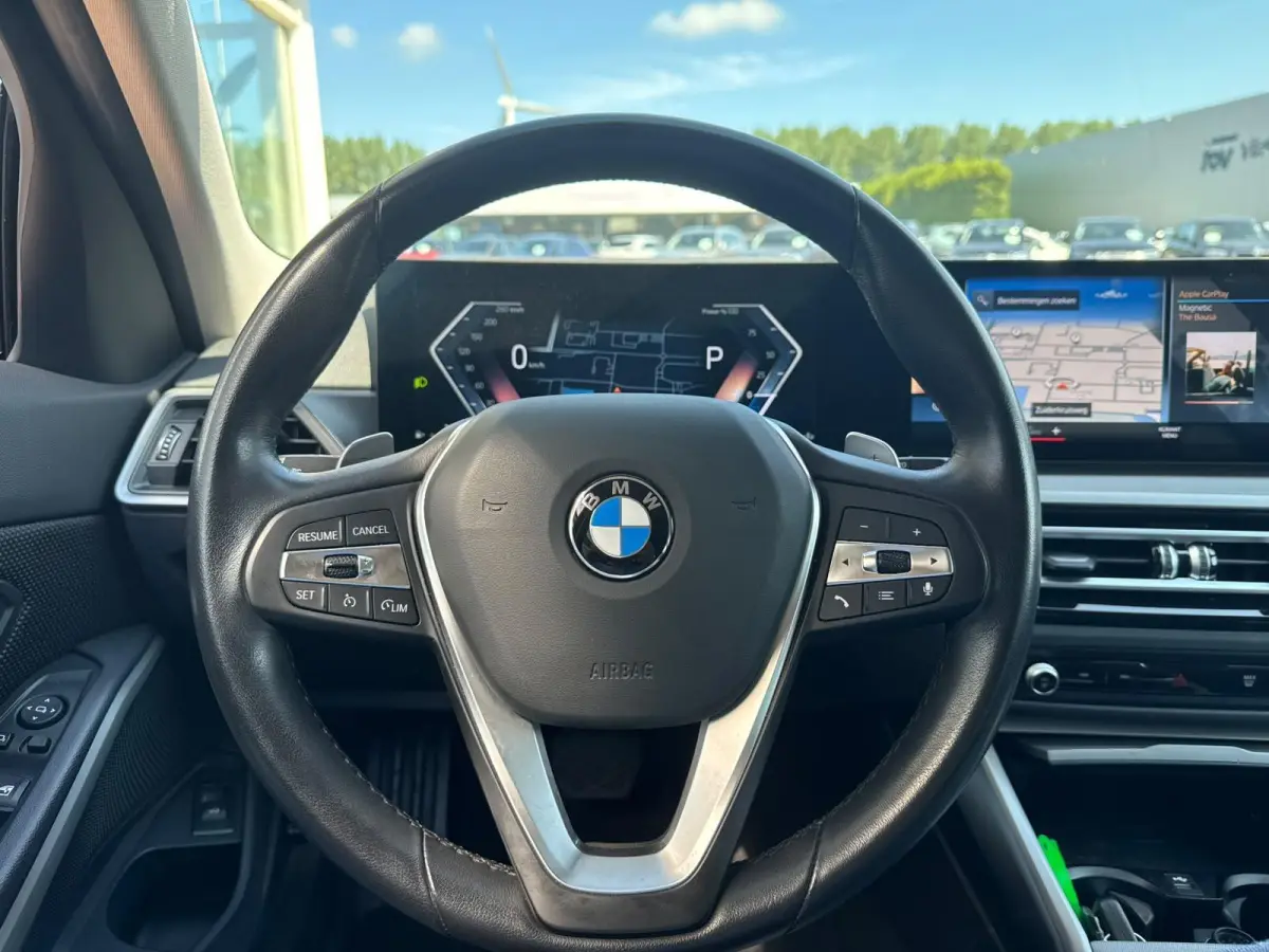 318i|Curvedscreen|Automaat