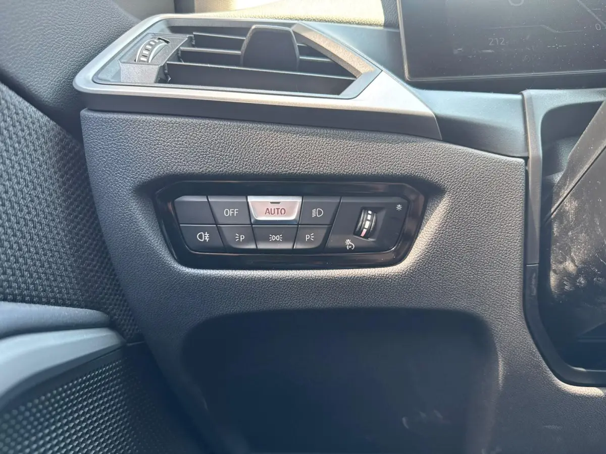 318i|Curvedscreen|Automaat
