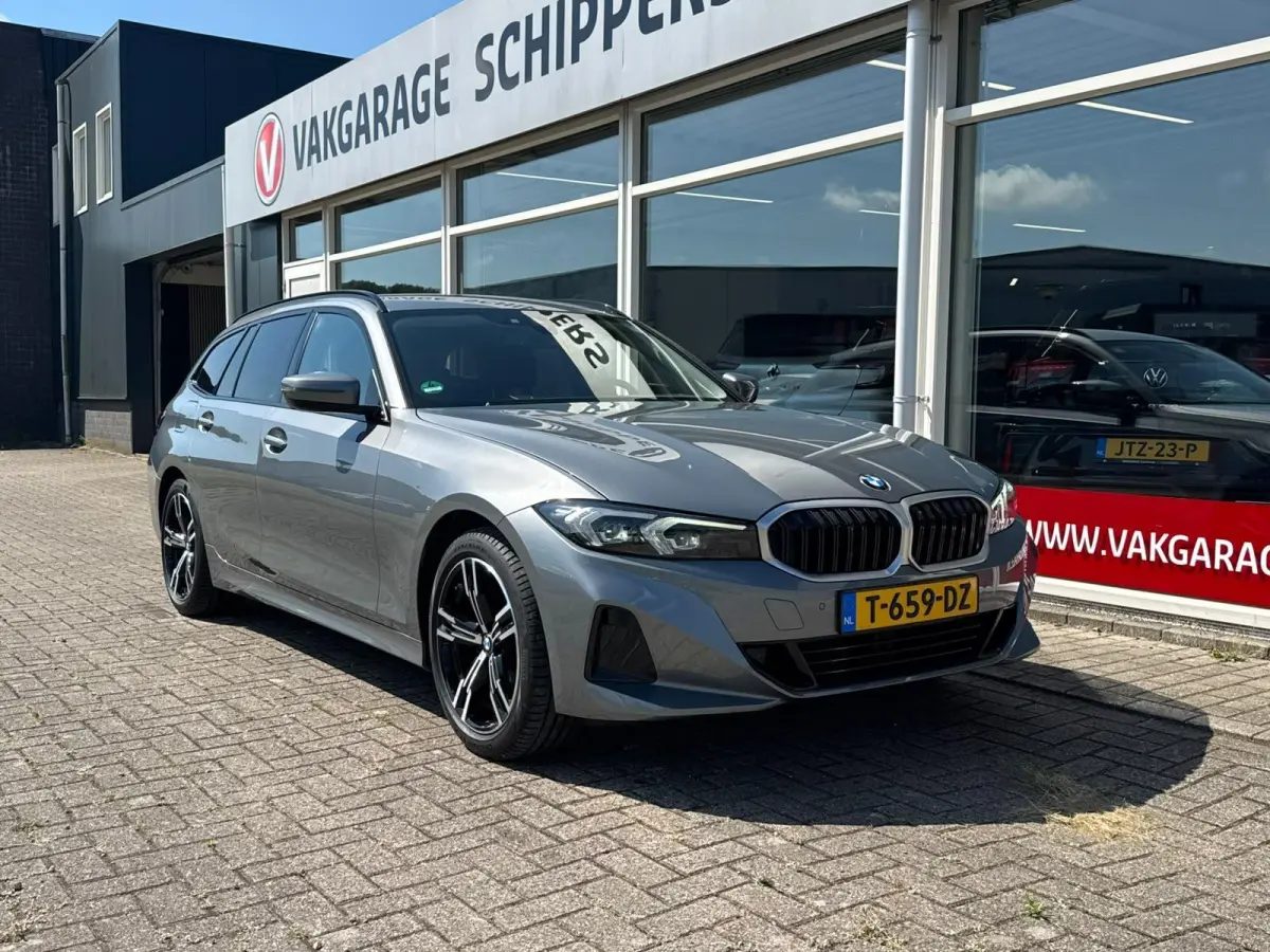 318i|Curvedscreen|Automaat
